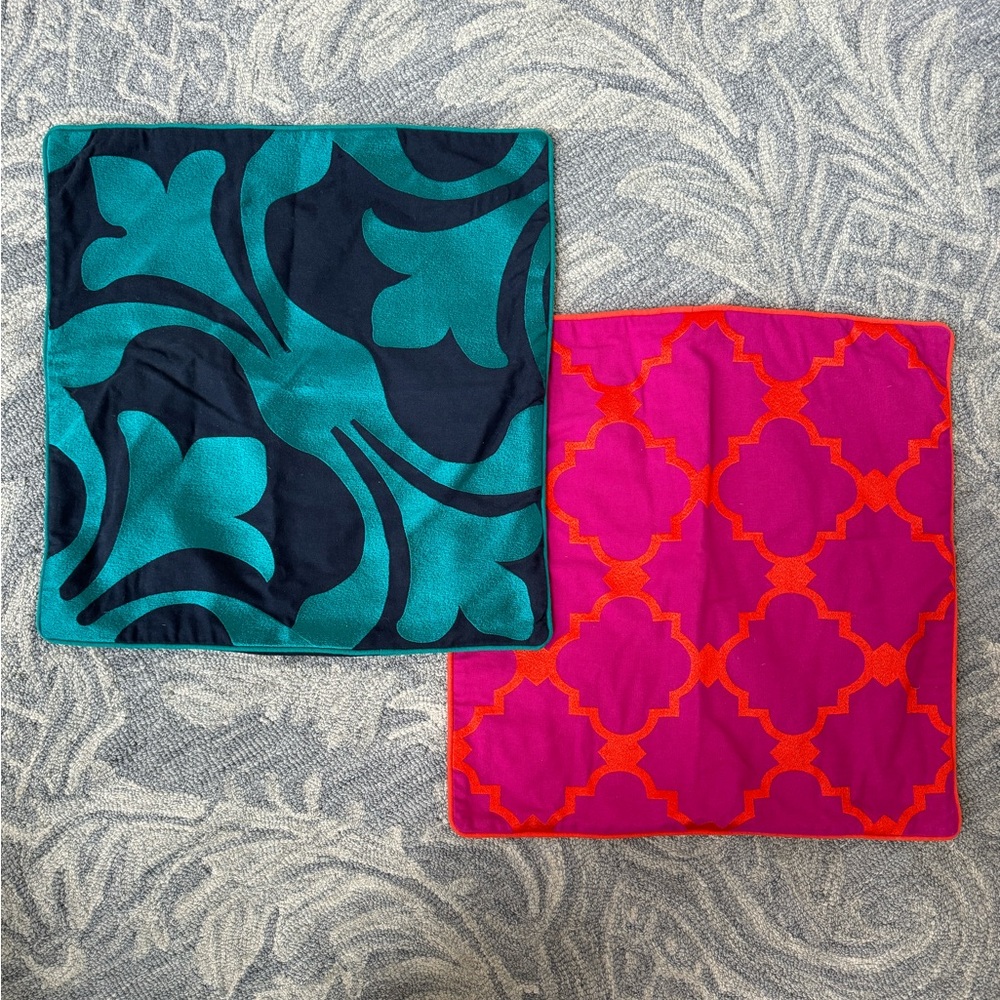 Set of two colorful pillow shams